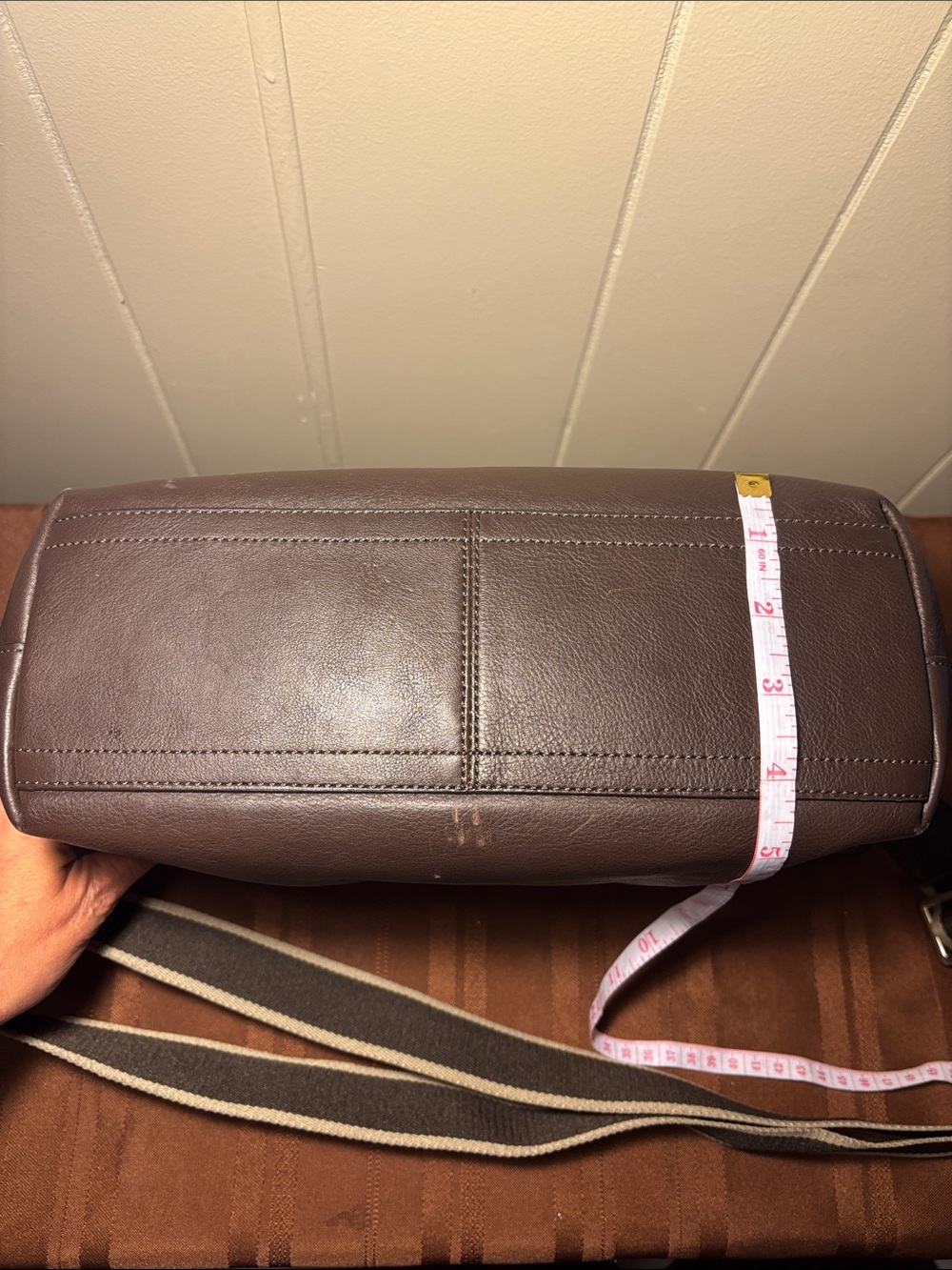 EUC Coach F70559 Brown Leather Messenger Shoulder Bag Webbed Stripe Strap - Picture 3 of 16
